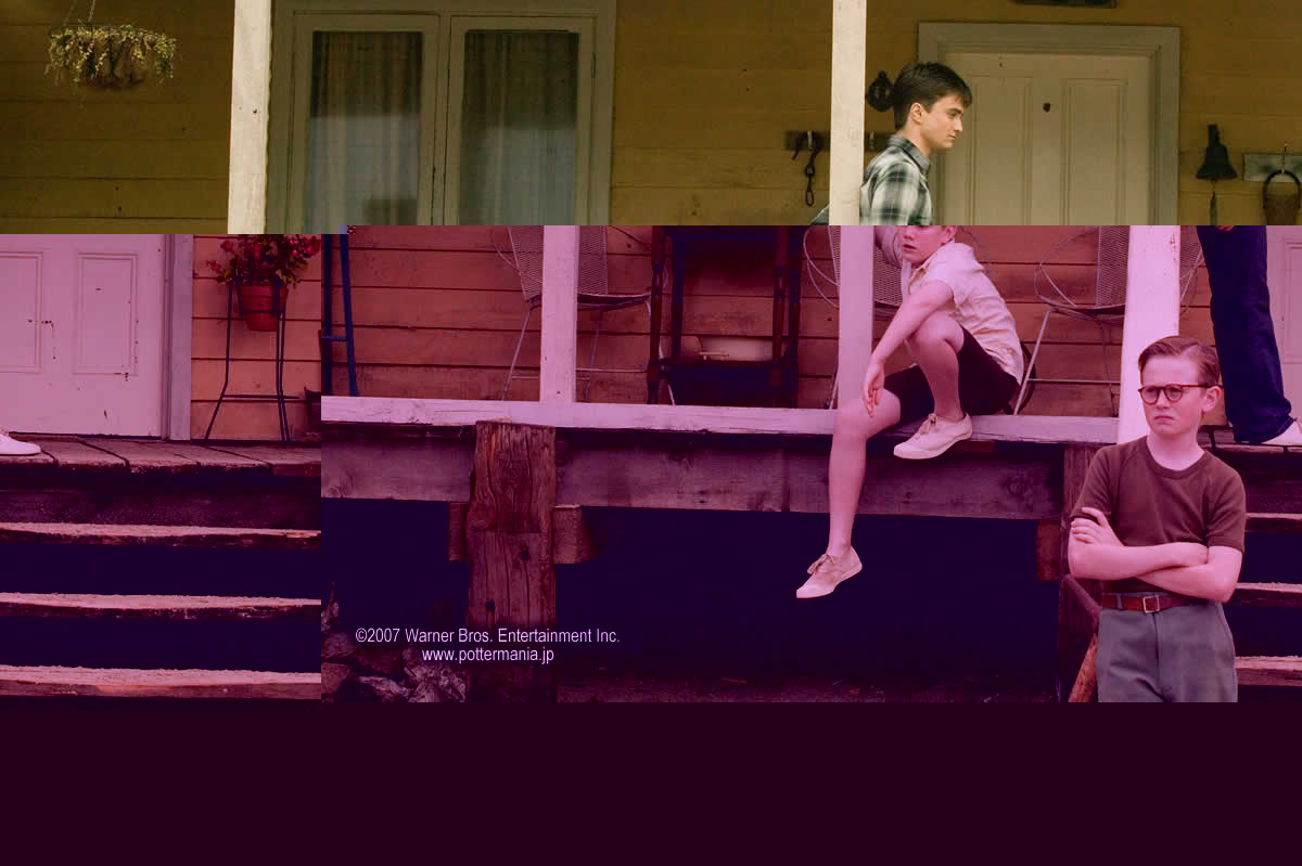 fBZo[E{[CY/December Boys _jGEhNt/Daniel Radcliffe